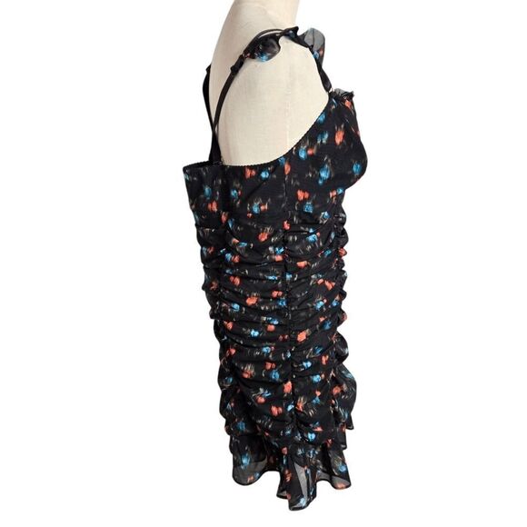 Torrid Curves Black Floral Ruched Mini Dress Plus Size - Picture 3 of 7